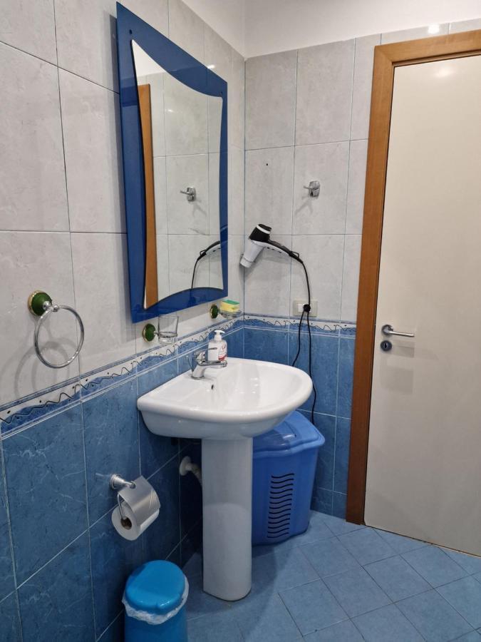 Apartament Orion فلورا المظهر الخارجي الصورة